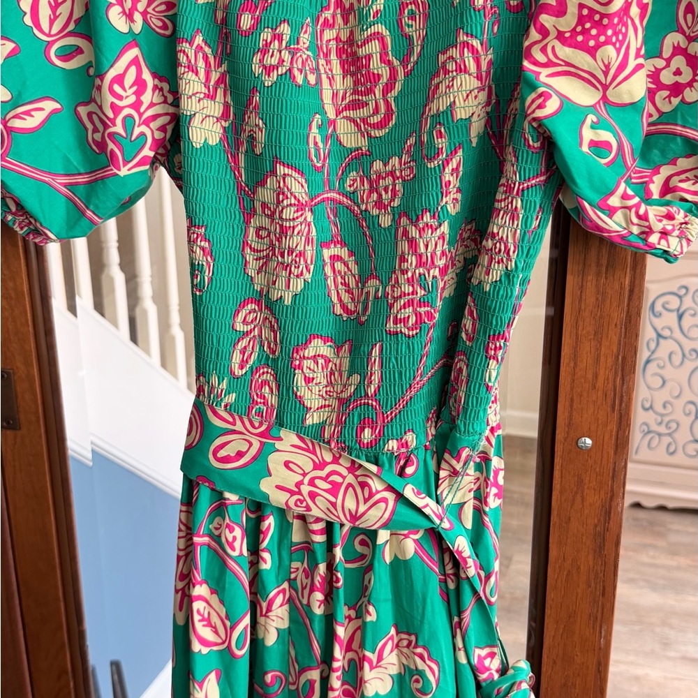 Green Floral Puff Sleeve Maxi Dress with Tie Waist - Picture 6 of 9